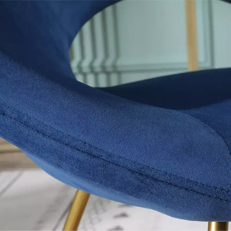 Poltrona d'accento in velluto blu / grigio / verde / rosa – Schienale curvo, base a slitta dorata, seduta singola