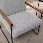 Poltrona accent Bouclé beige/grigia – Braccioli curvi in legno, seduta singola